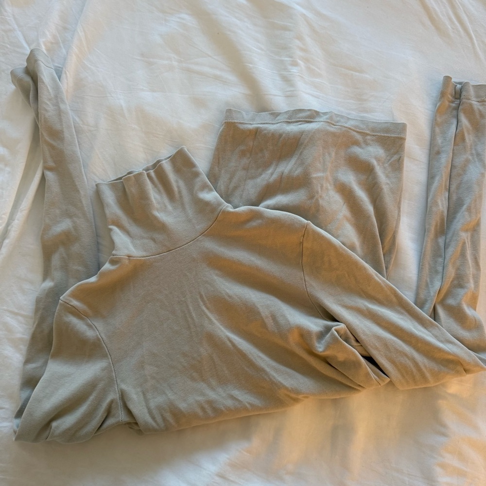 PRAIRIE UNDERGROUND TURTLENECK - Picture 3 of 3